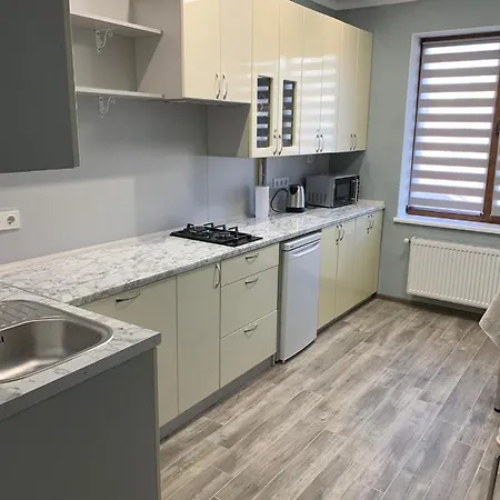 Apartment On Srednefontanskaya *